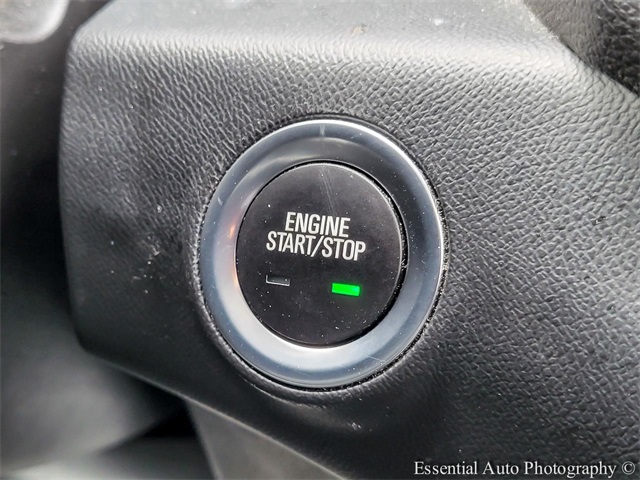 2023 GMC TERRAIN - Image 18