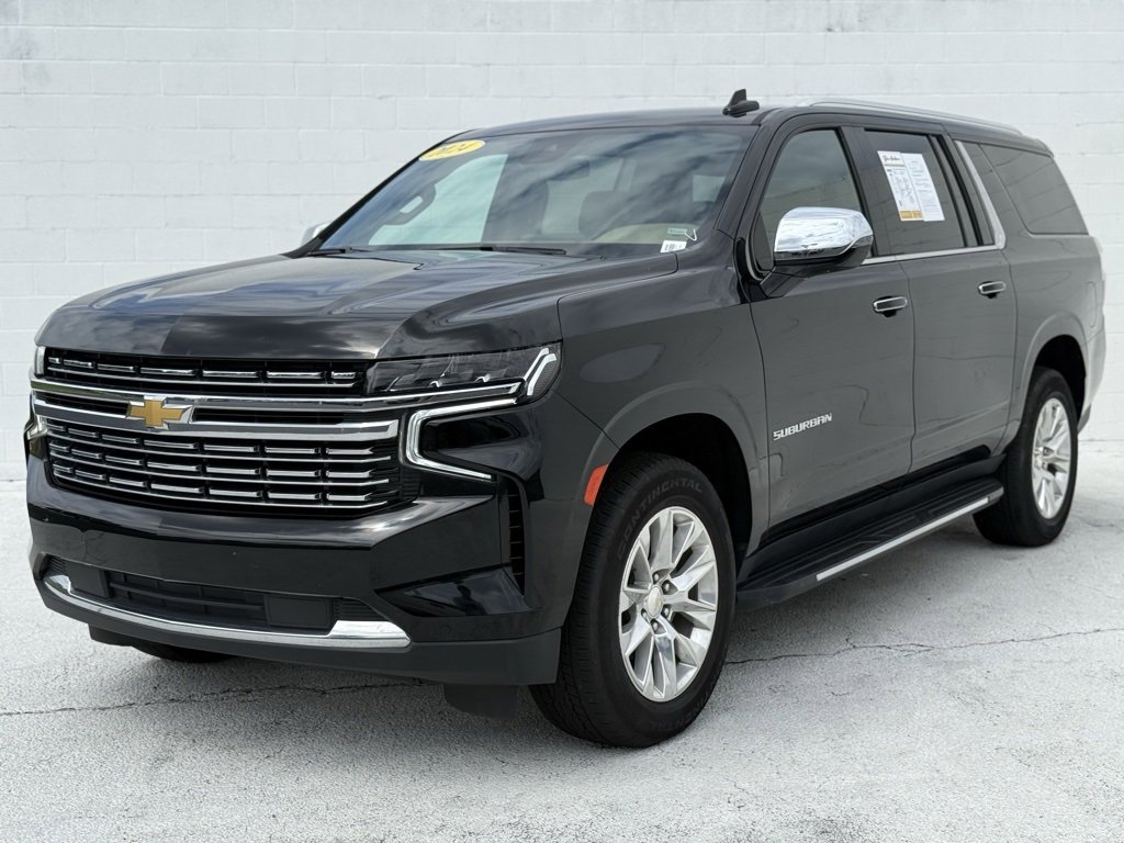 2024 Chevrolet Suburban Premier photo 2