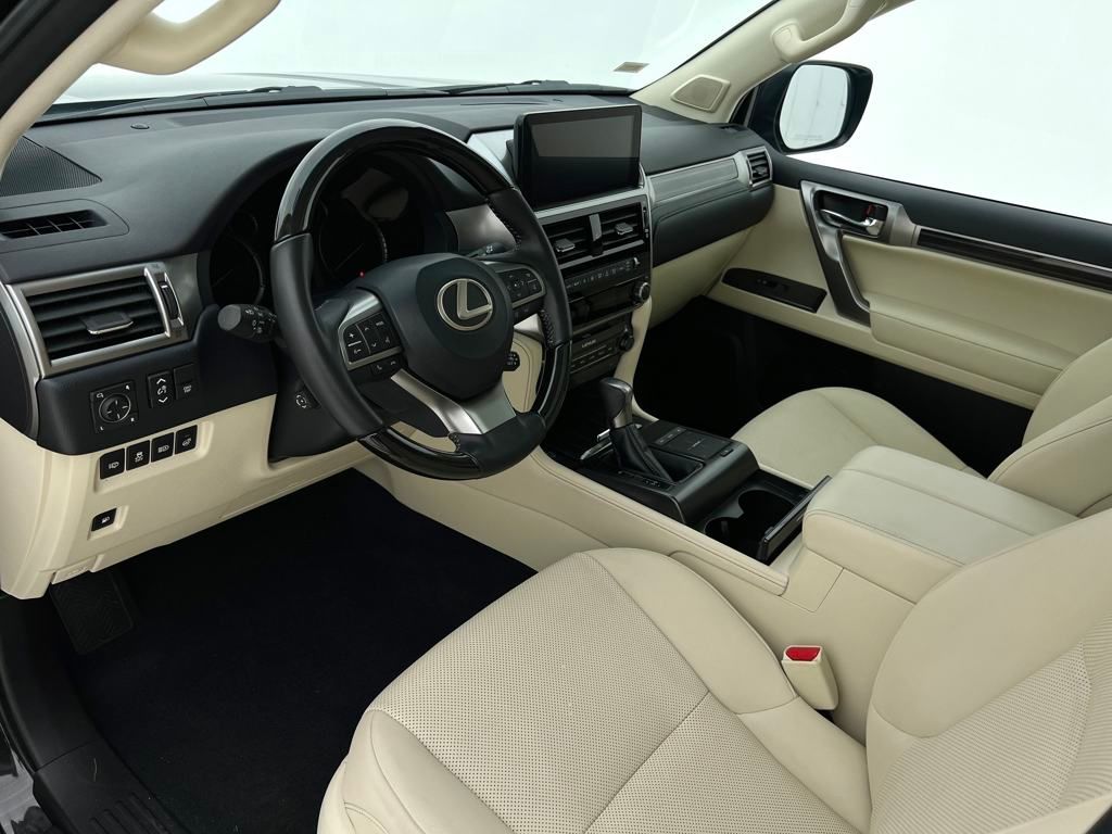 2023 Lexus GX 460 Premium photo 2