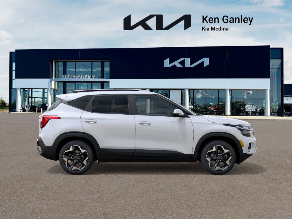 2026 Kia Seltos S photo 5