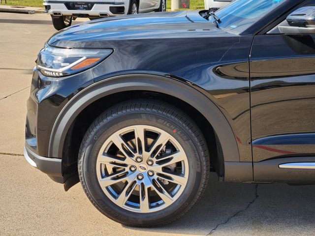 2026 Ford Explorer Platinum photo 4