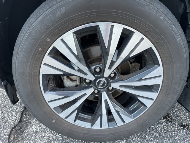 2023 Nissan Rogue SV photo 8