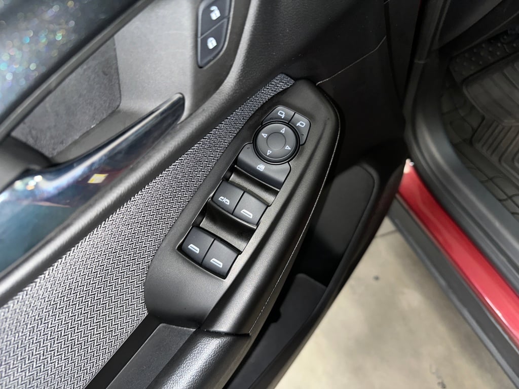 2024 Chevrolet Trailblazer LT photo 4