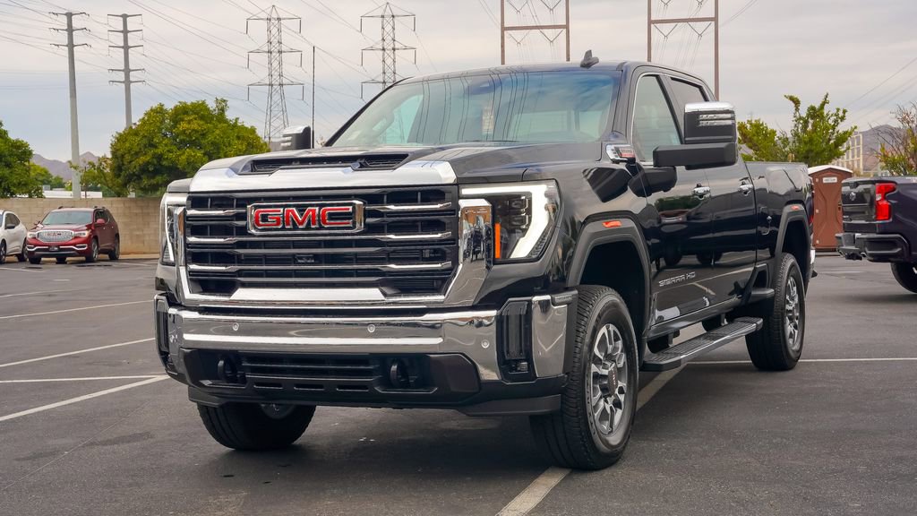2026 Gmc Sierra 3500 HD SLT photo 2