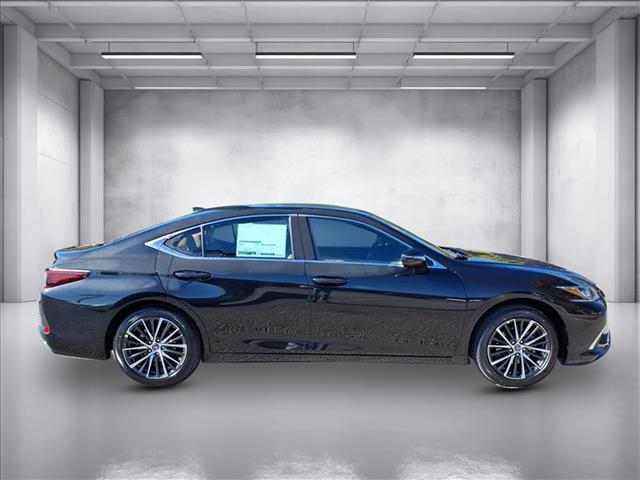 2025 Lexus ES 350 photo 2