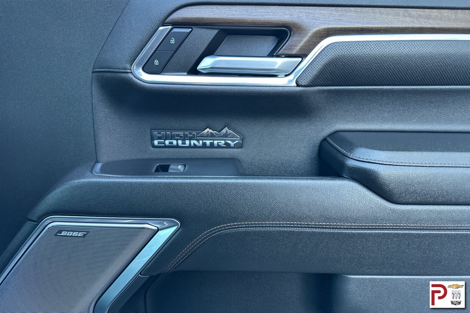 2024 Chevrolet Silverado 1500 High Country photo 19