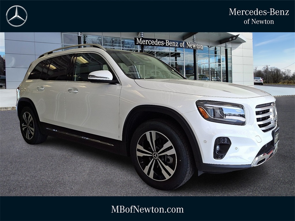 2025 Mercedes-Benz GLB Base