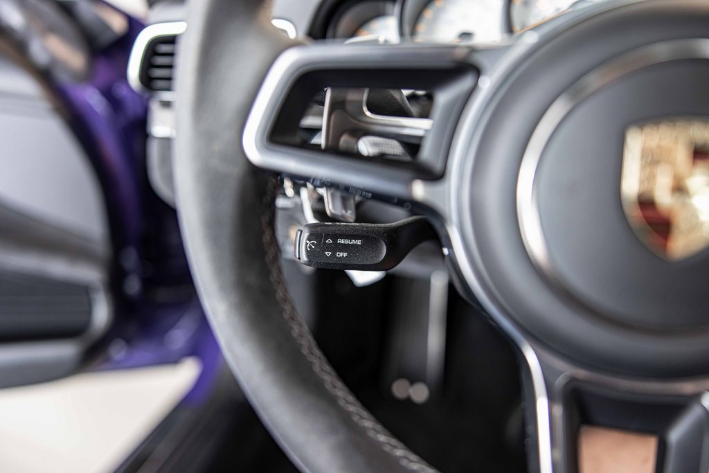 2016 PORSCHE 911 - Image 25