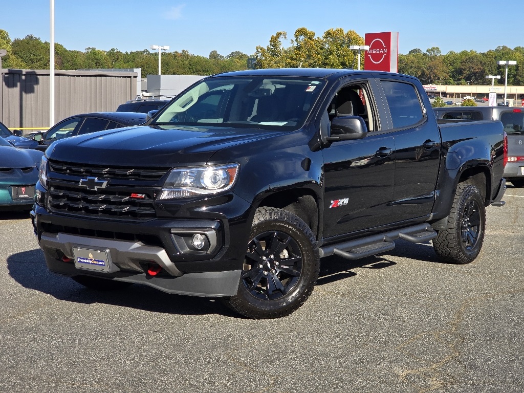 2022 Chevrolet Colorado Z71 photo 2