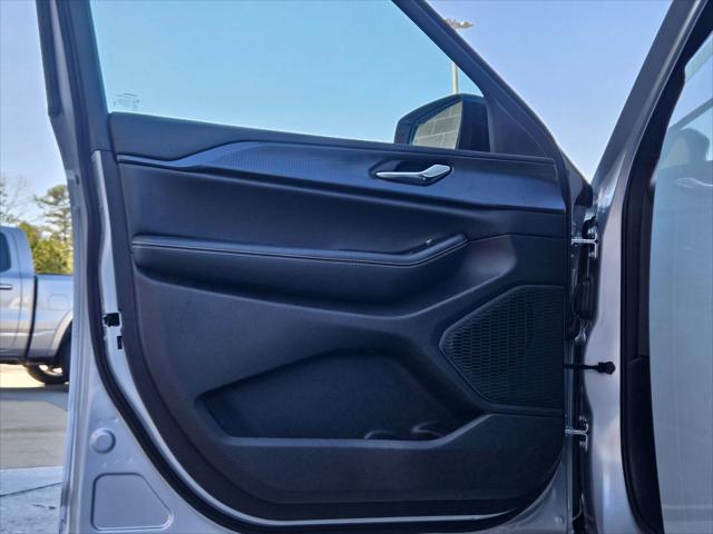 2025 Jeep Grand Cherokee Altitude X photo 10