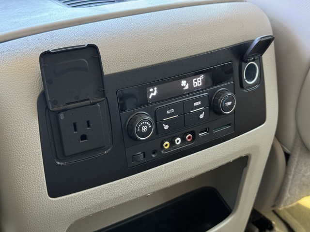 2016 Gmc Yukon XL Denali photo 28