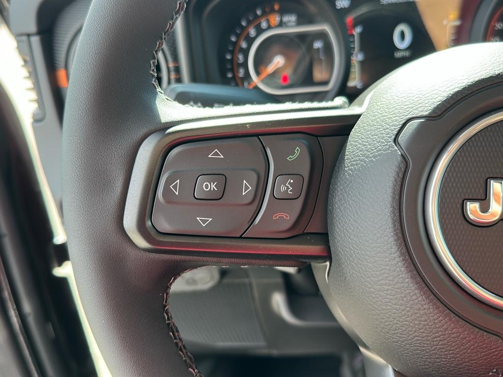 2025 Jeep Gladiator Mojave photo 30