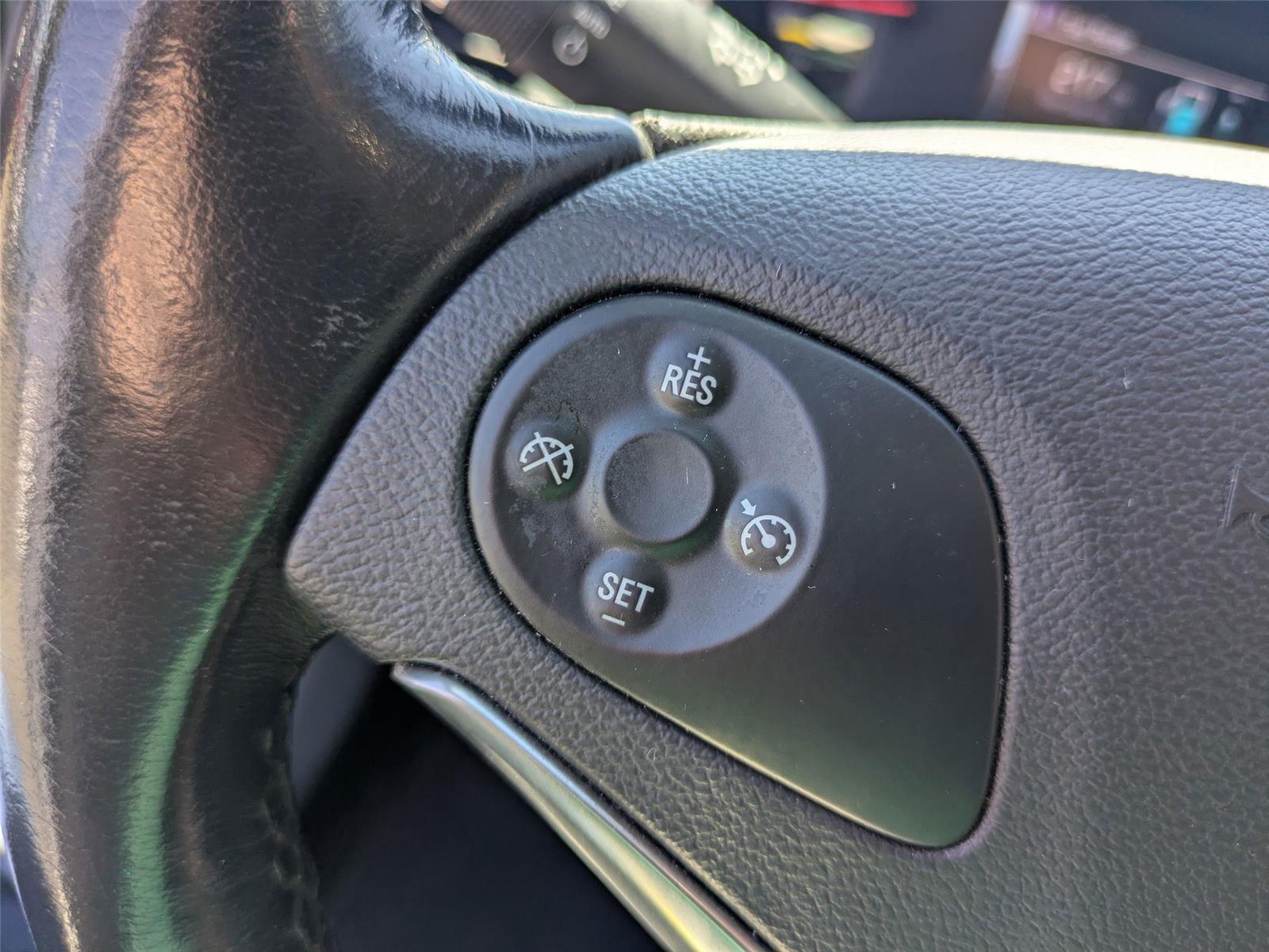 2017 Chevrolet Impala 1LT photo 15