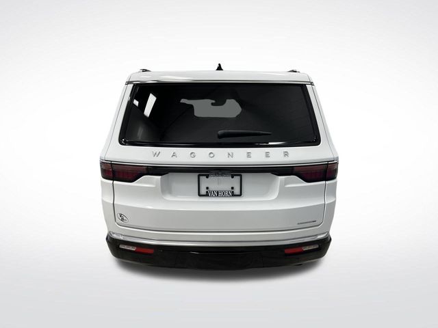 2024 Jeep Wagoneer Series III photo 11