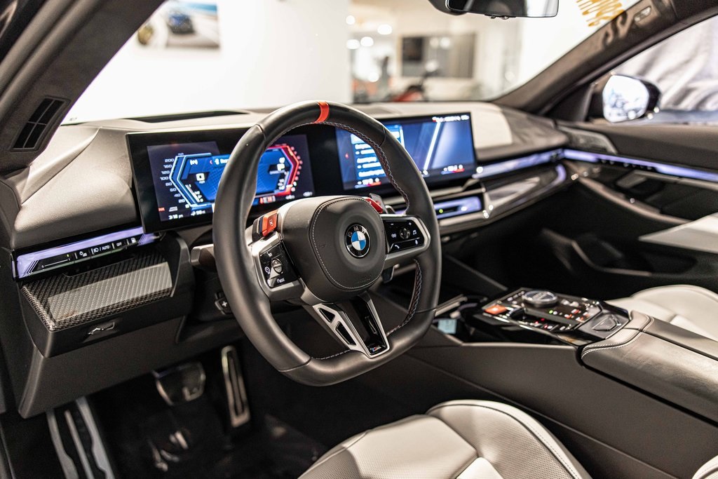 2025 BMW M5 - Image 20