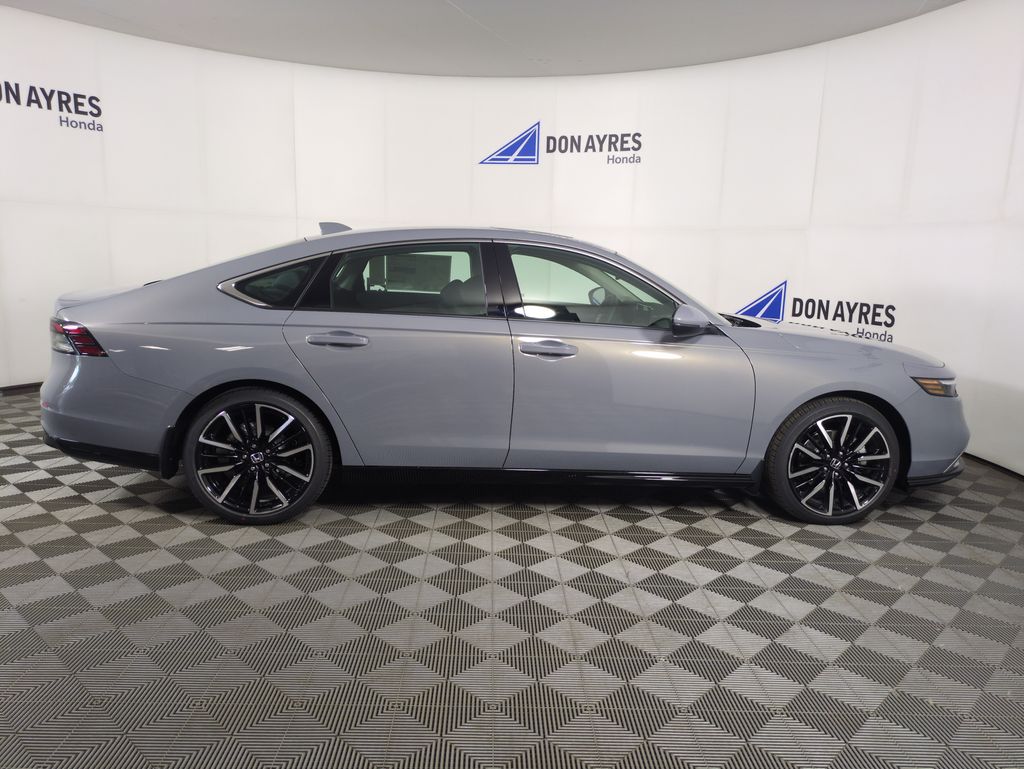 2025 Honda Accord Hybrid Touring photo 6
