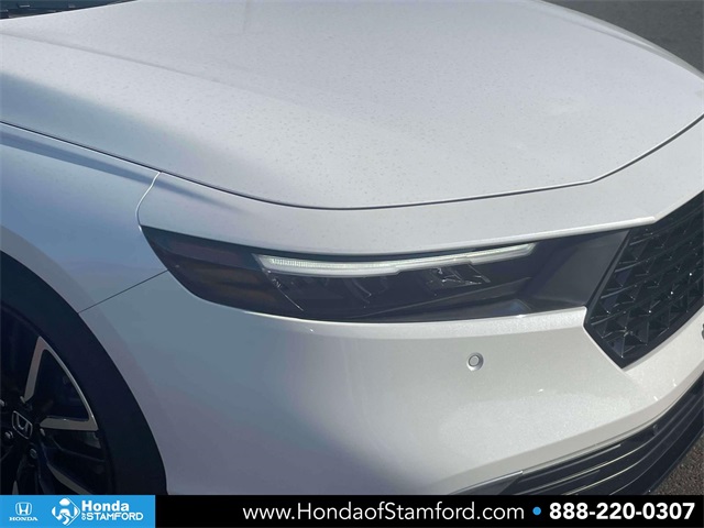 2025 Honda Accord Hybrid Touring photo 9