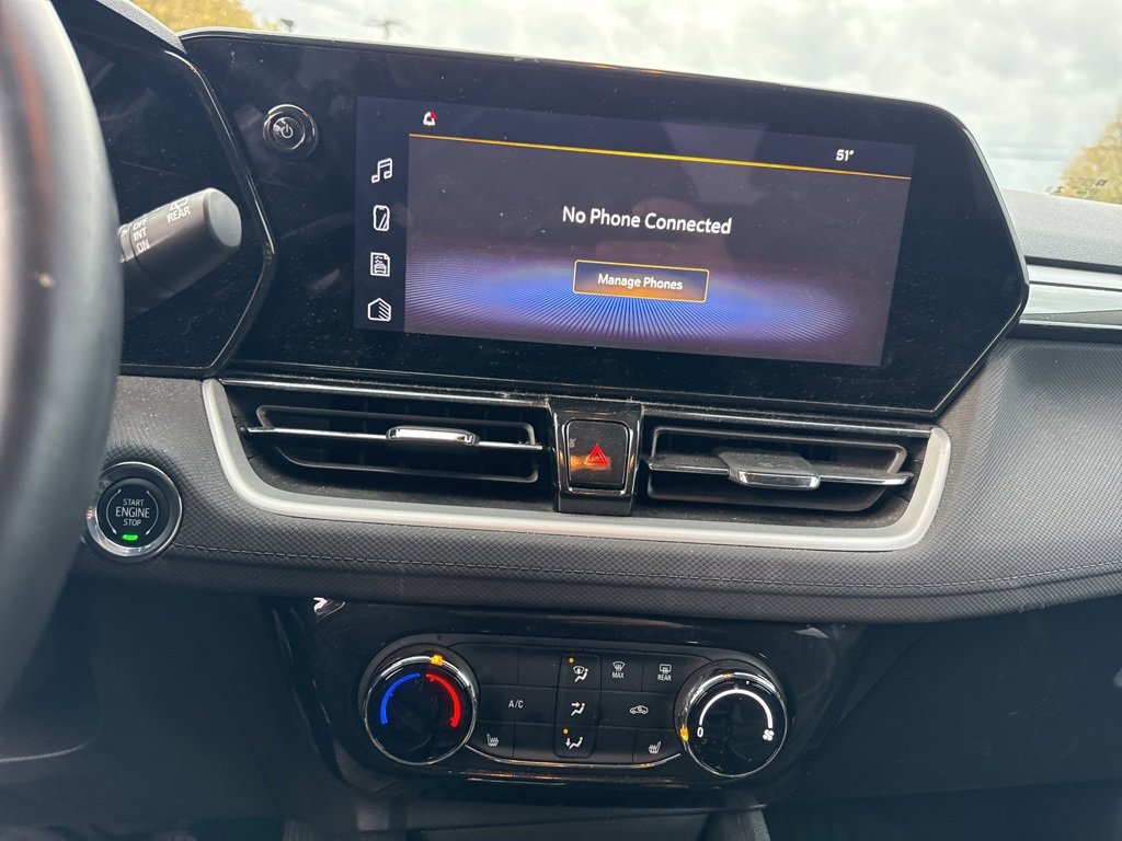 2025 Chevrolet Trailblazer LT photo 3