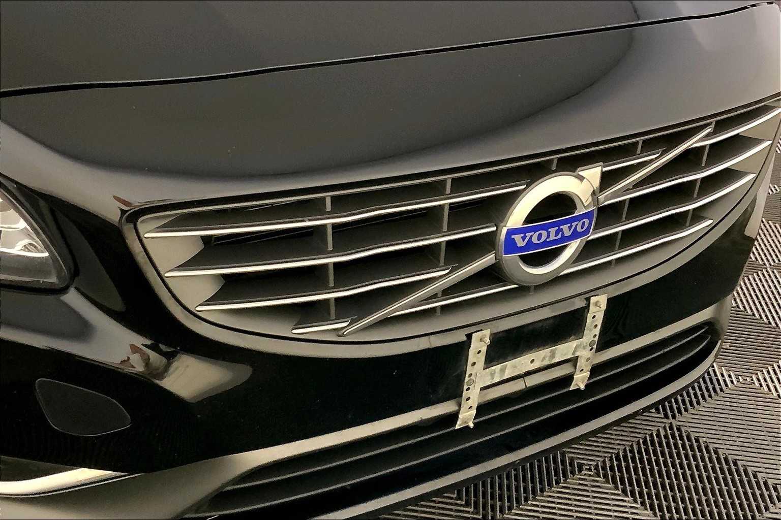 2015 Volvo S60 T5 Drive-E photo 30