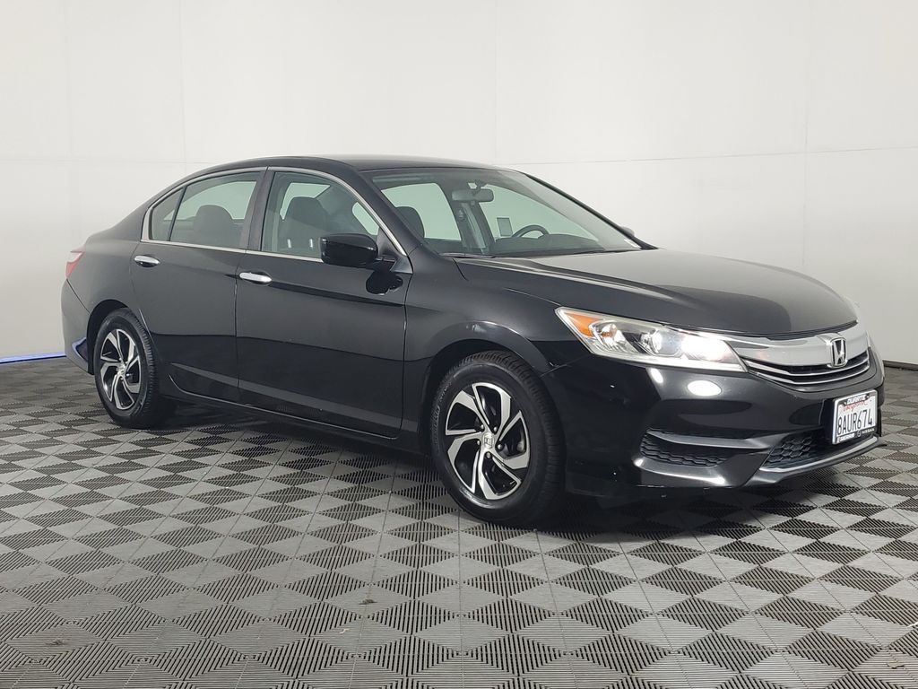 2017 Honda Accord LX photo 2