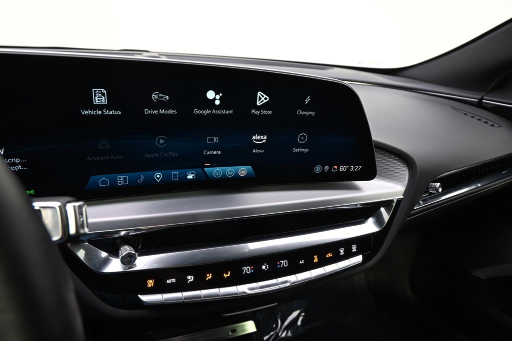2025 Cadillac Lyriq Luxury photo 24