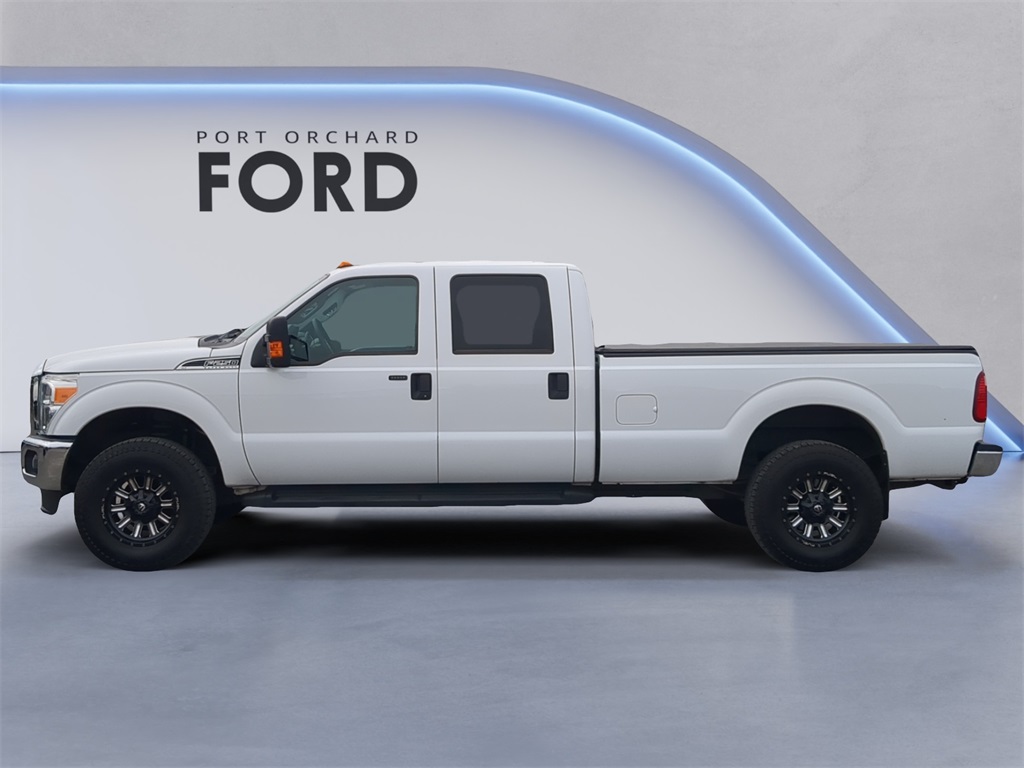2016 Ford F-250 XLT photo 2