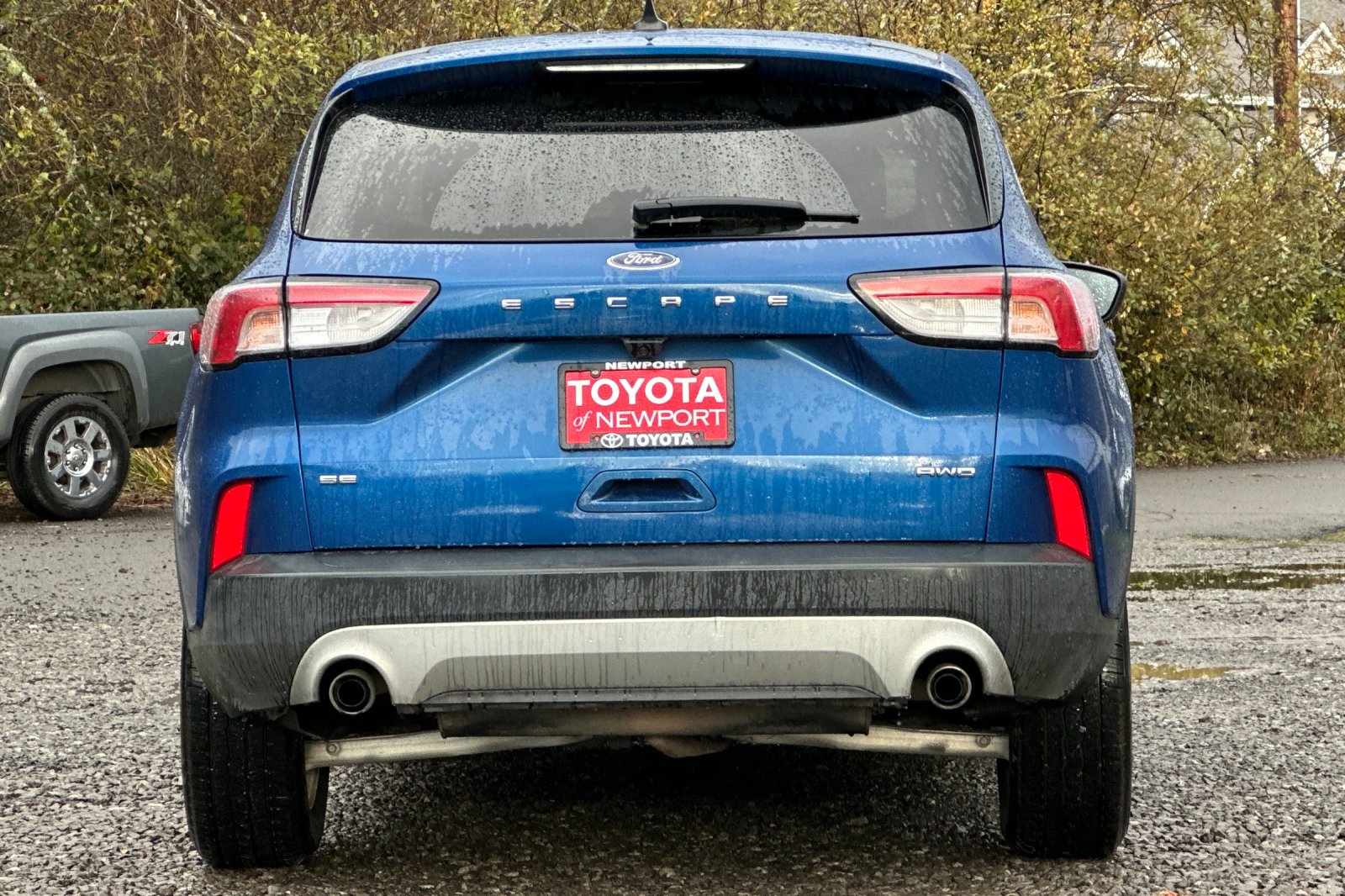 2022 Ford Escape SE photo 3