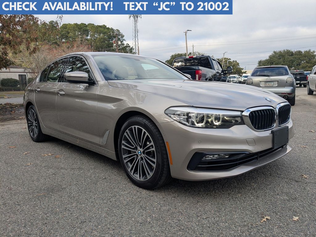 2017 BMW 5 Series 530i's photo
