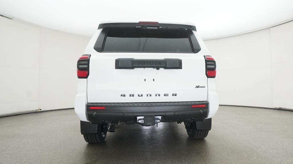 2025 Toyota 4Runner SR5 photo 17