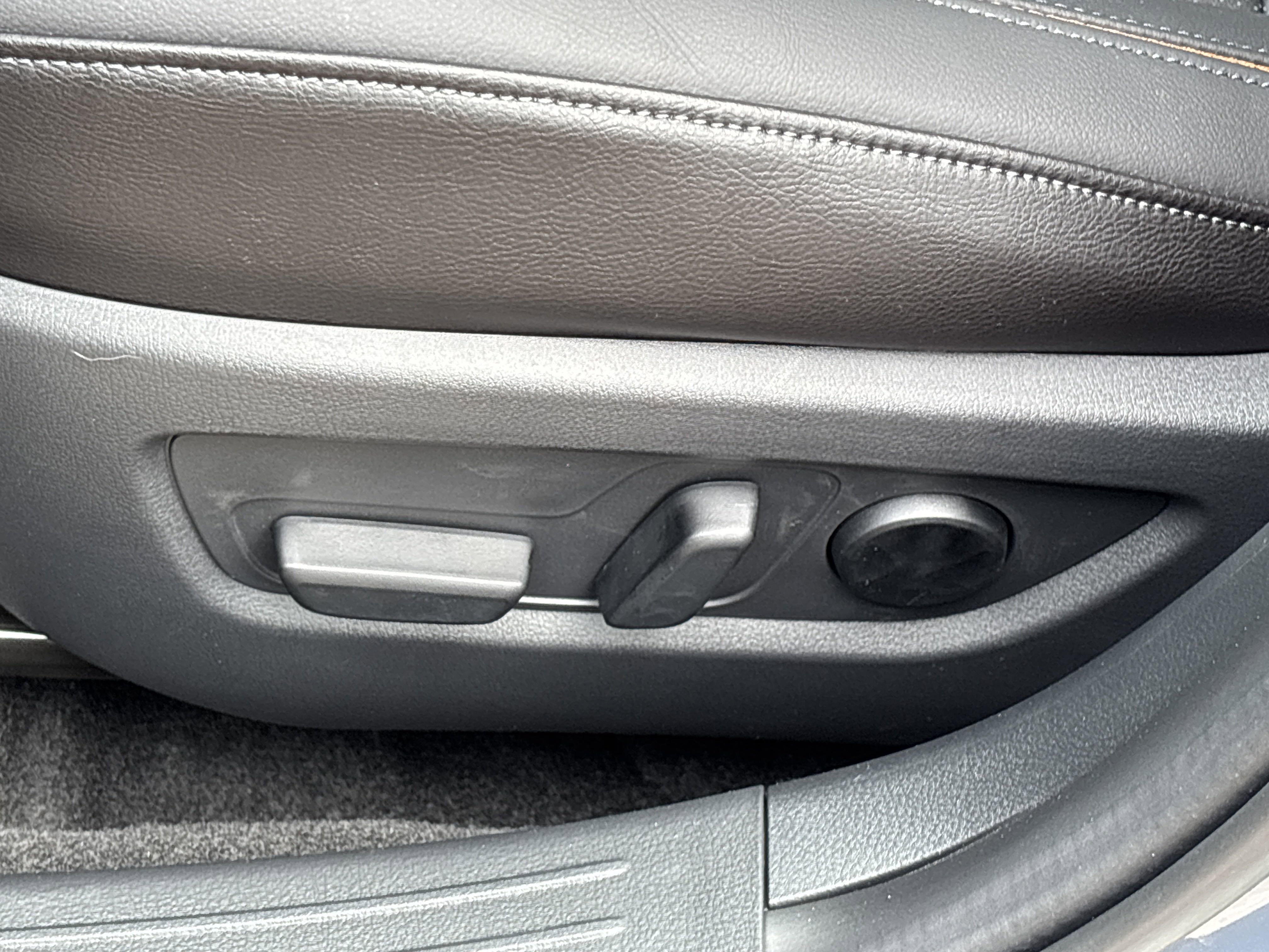 2025 Mazda CX-50 2.5 Premium Plus photo 3