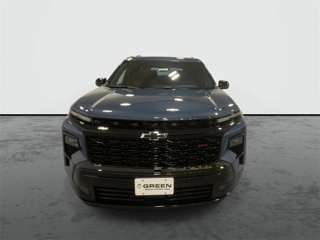 2026 Chevrolet Traverse RS photo 2