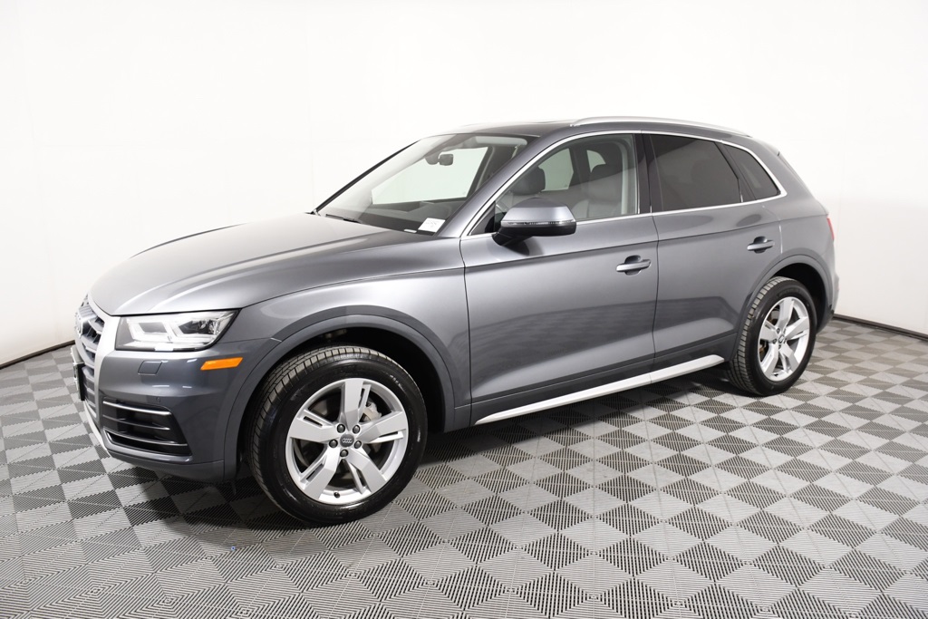Used 2018 Audi Q5 Premium Plus with VIN WA1BNAFY3J2234842 for sale in Richfield, Minnesota