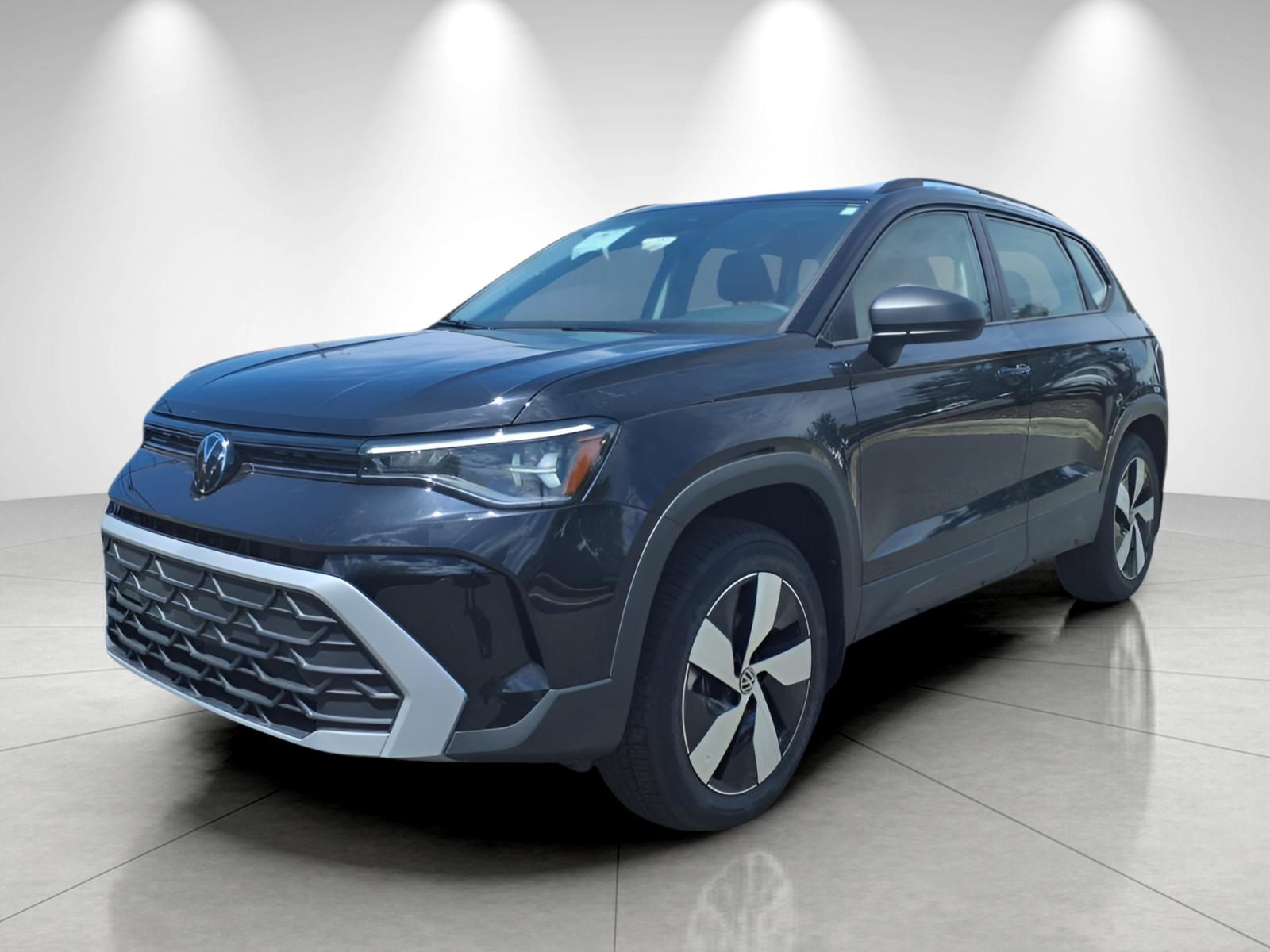 2025 Volkswagen Taos S's photo