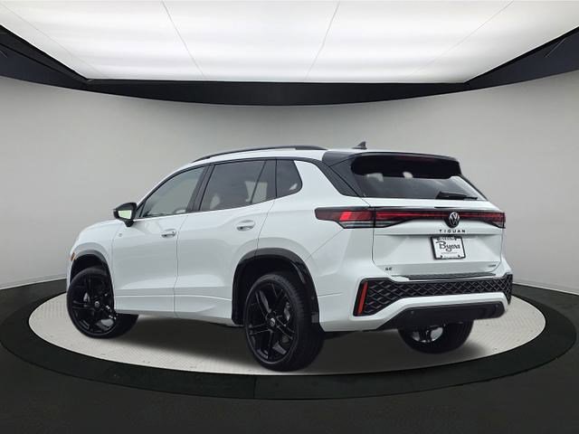 2025 Volkswagen Tiguan SE R-Line Black photo 3