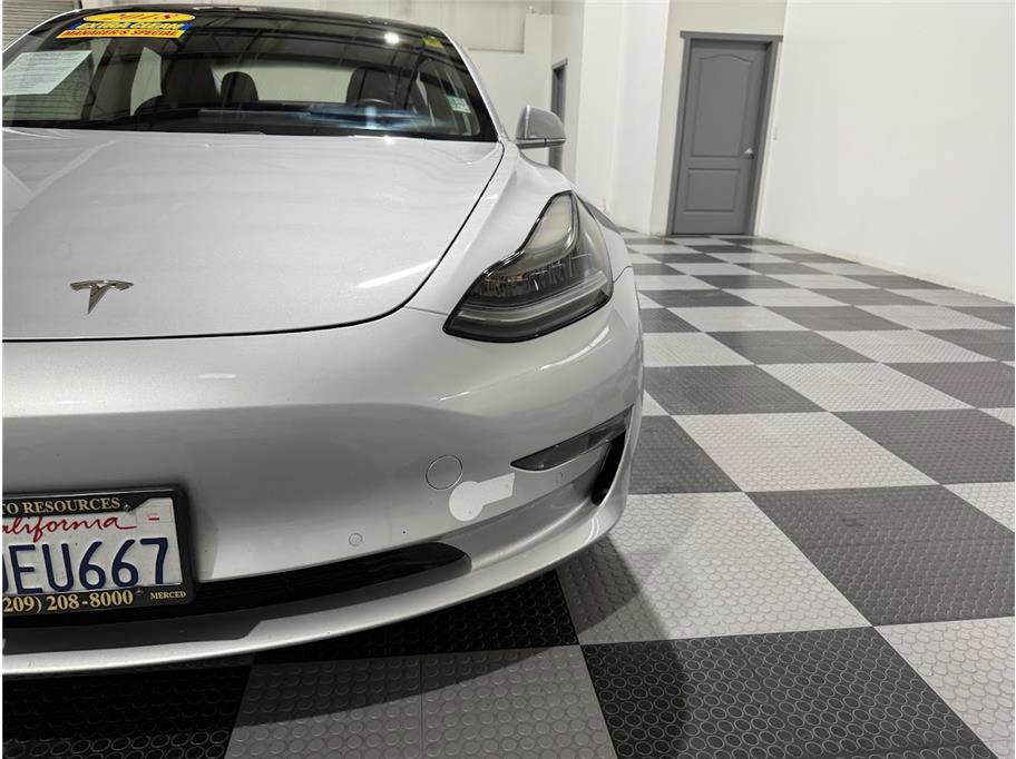 2018 Tesla Model 3 Long Range photo 10