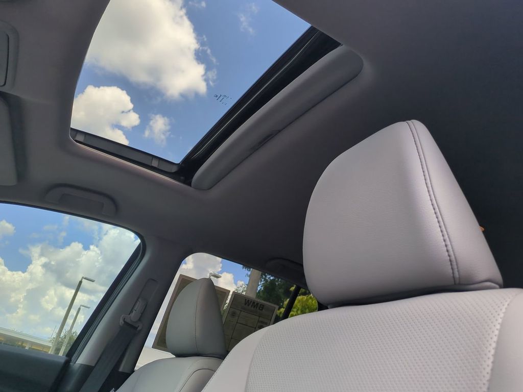 2022 Honda Ridgeline RTL-E photo 20