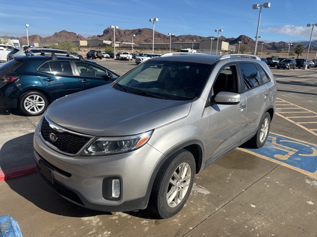 2015 Kia Sorento LX's photo