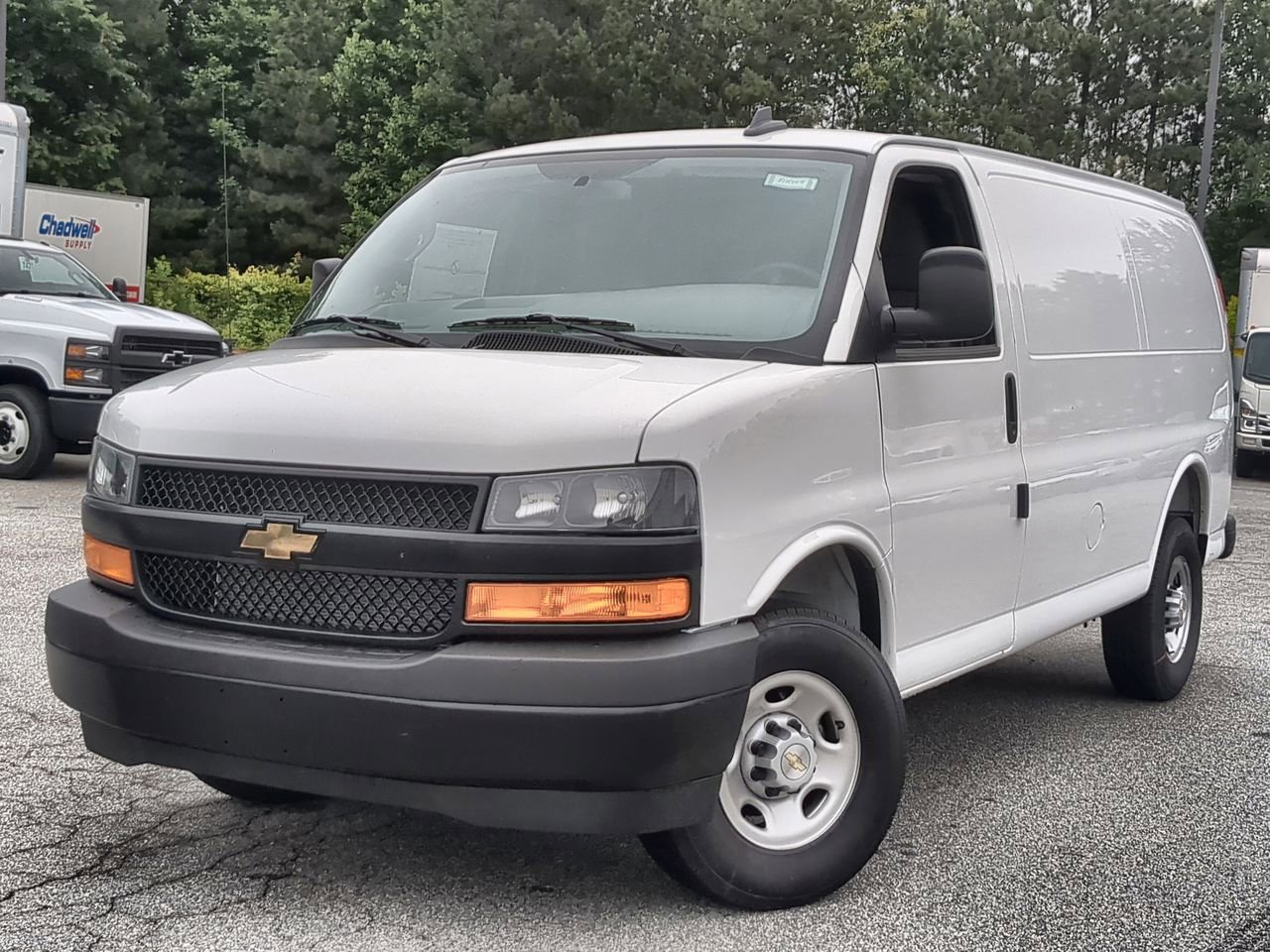 2025 Chevrolet Express Cargo Work Van's photo