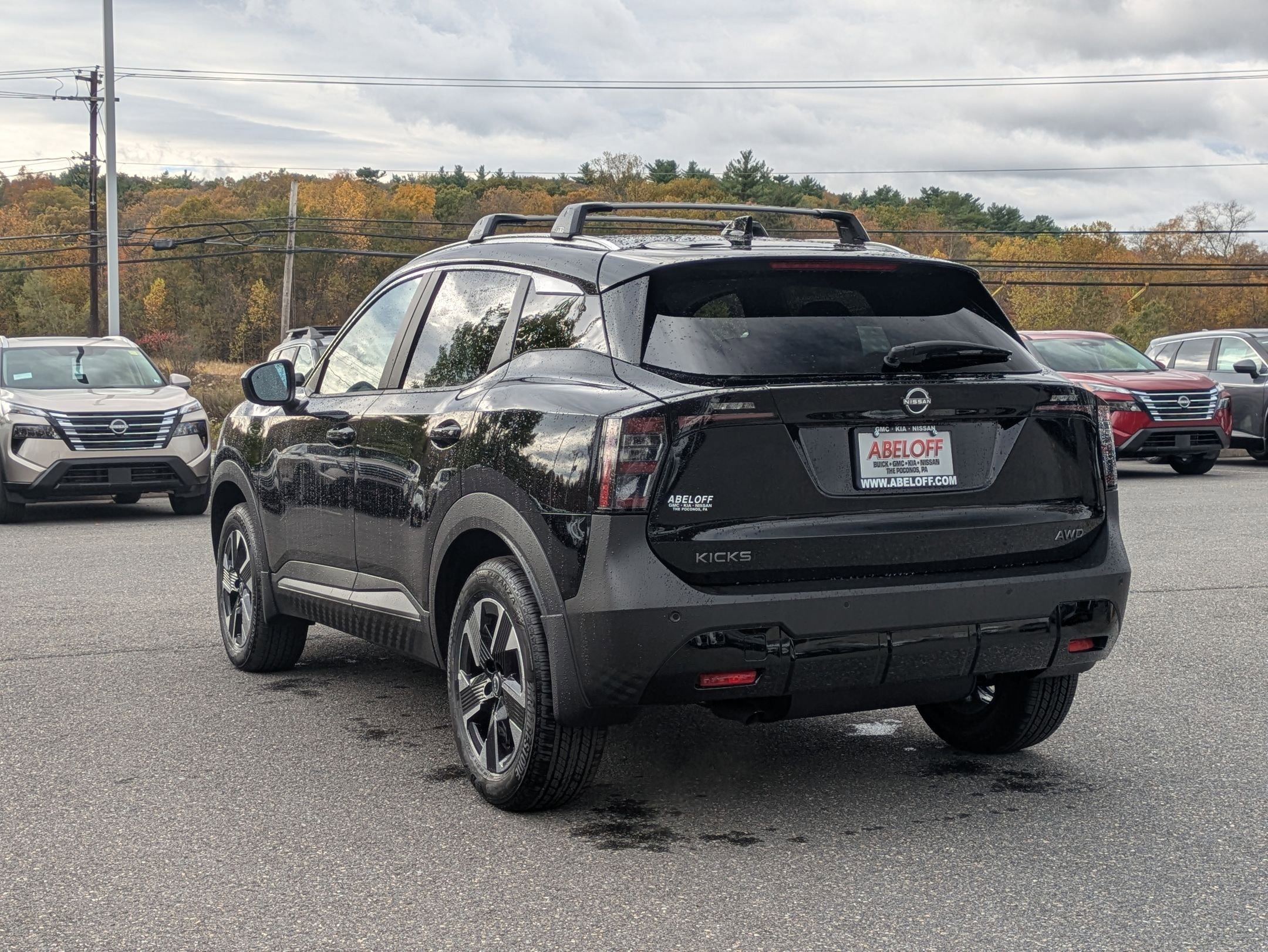 2026 Nissan Kicks SV photo 3