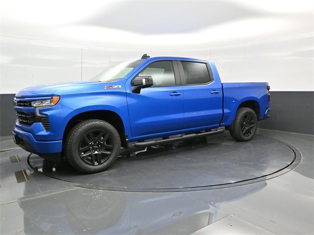 2025 Chevrolet Silverado 1500 RST photo 2