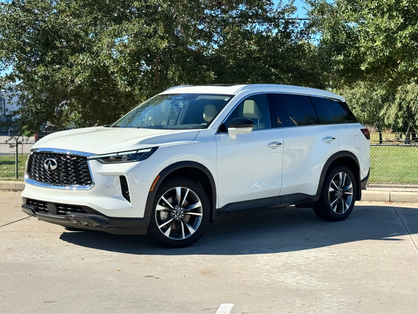 2024 INFINITI QX60 LUXE's photo