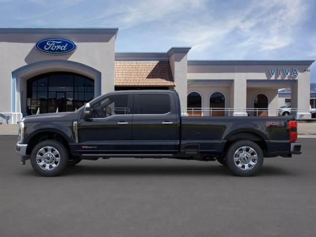 2024 Ford F-350 Lariat photo 3