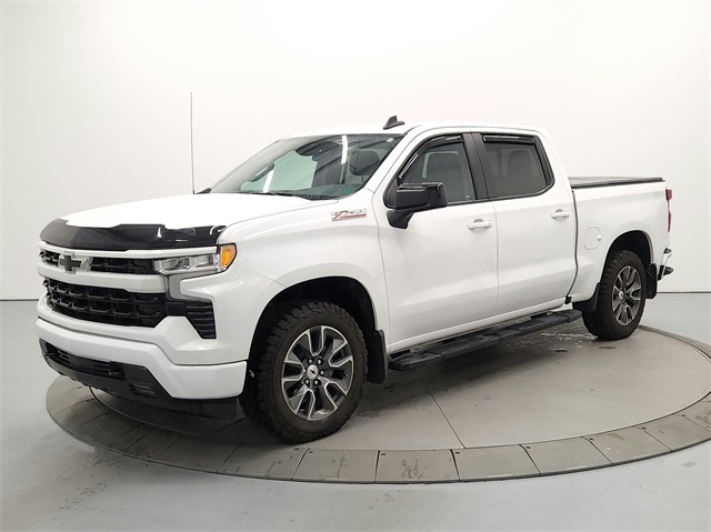 2024 Chevrolet Silverado 1500 RST photo 3