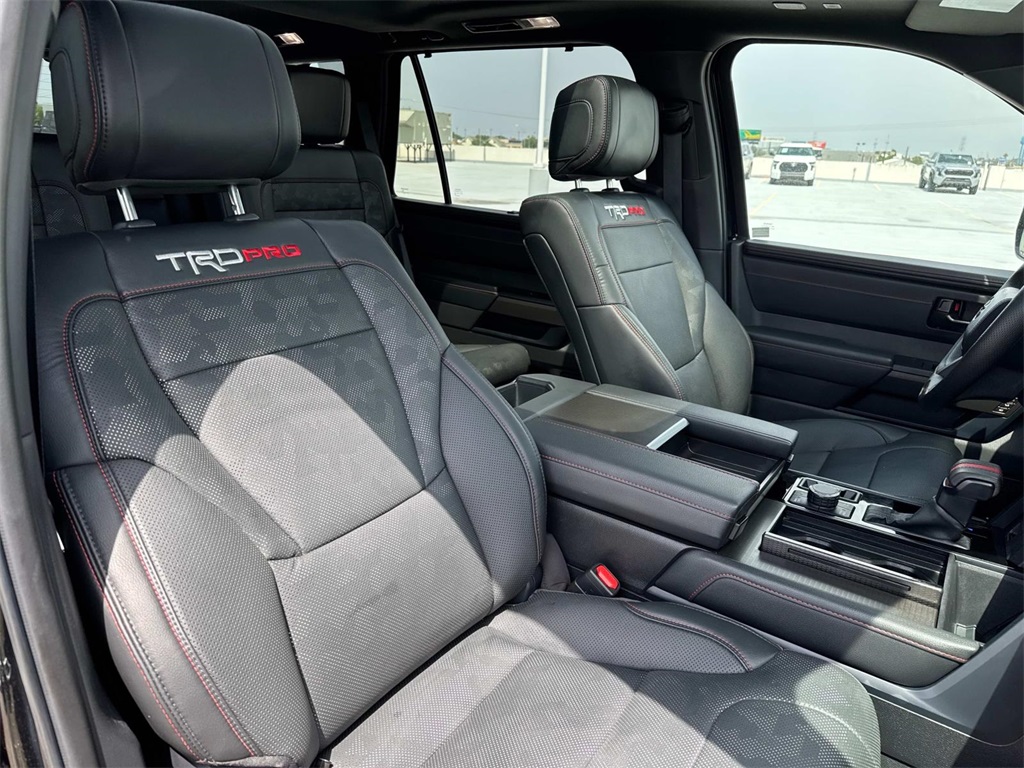 2024 Toyota Sequoia TRD Pro photo 9