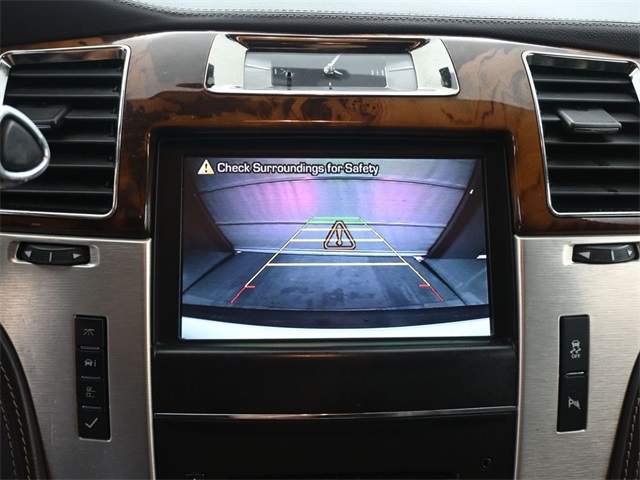 2012 Cadillac Escalade Platinum photo 29
