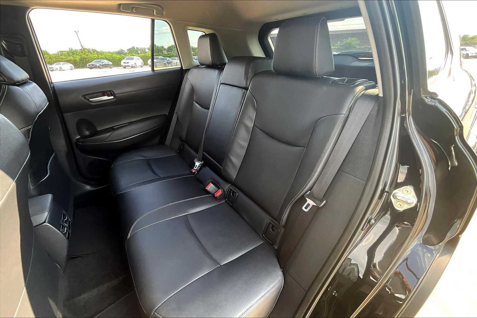 2024 Toyota Corolla Cross XLE photo 20