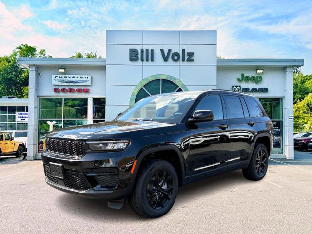 2025 Jeep Grand Cherokee Altitude's photo