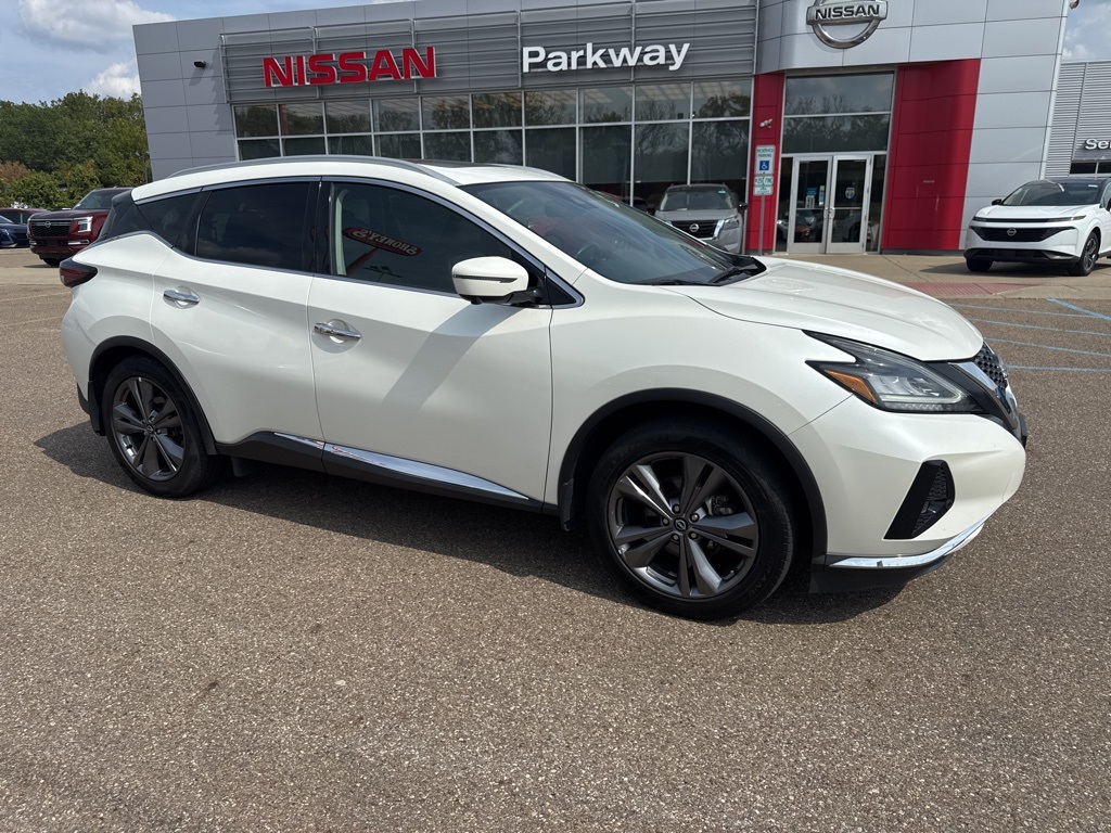 2023 Nissan Murano Platinum's photo