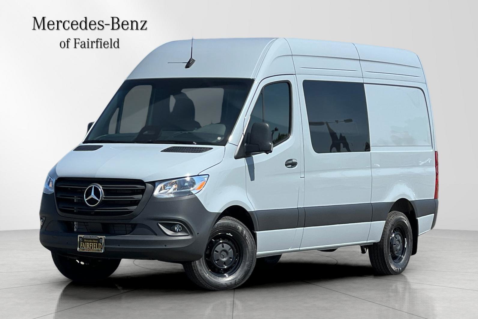 2025 Mercedes-Benz Sprinter Crew Van