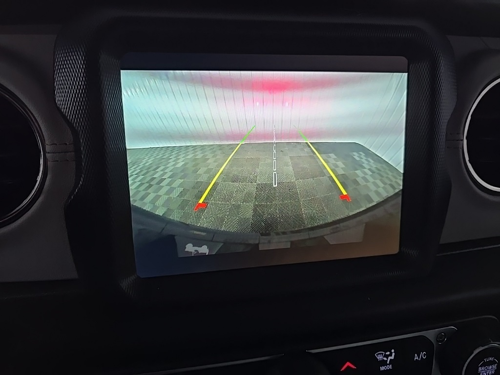 2023 Jeep Wrangler Altitude photo 17